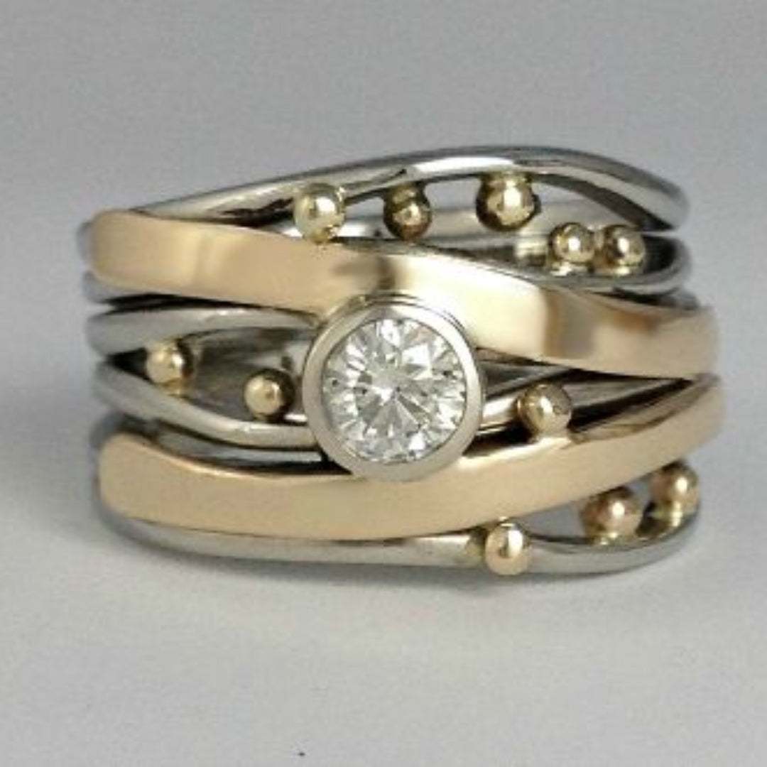 Exclusive Vintage Gold Ring with Zirconium Inlay