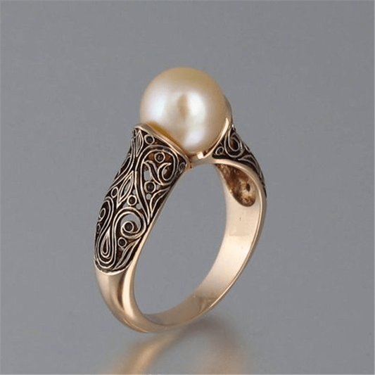 Exclusive Vintage Pearl Gold Ring