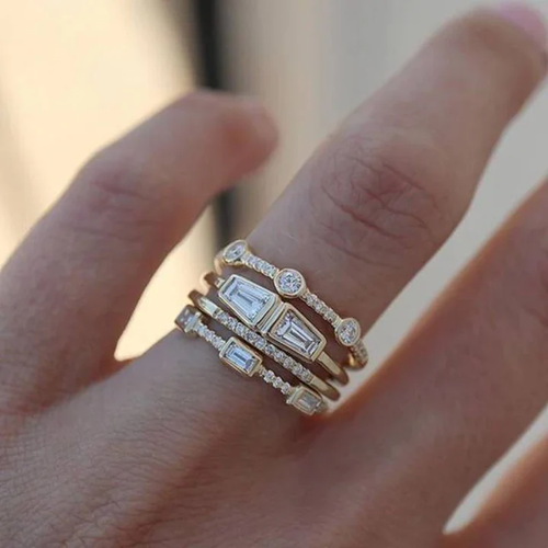 Exclusive Vintage Gold & Zircon Ring